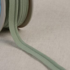 Simple passepoil 519 VERT AMANDE C163 9mm 100%polyester le mètre 519C163