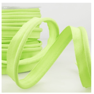 Simple passepoil vert anis 519 C116 8mm 100%polyester le mètre 519C116