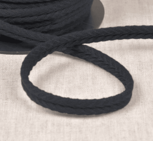 Double passepoil chevron 550 noir C14 10mm 100% coton le mètre