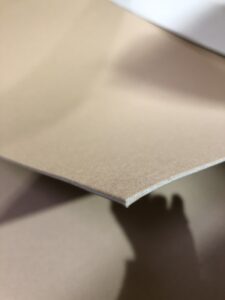 Carton patron gabarit 1300gr 110/140cm unité KARTMAWP130011014